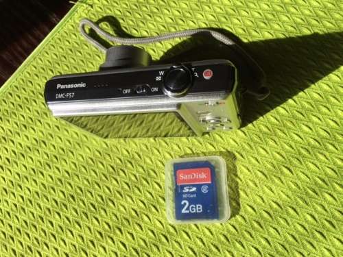 Panasonic Lumix DMC-FS7 Camera with Leica lens 10 Mega Pixels incl. 2GB SD Card