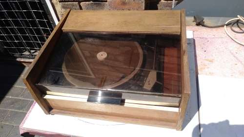 Lenco Vinal antique turn table.
