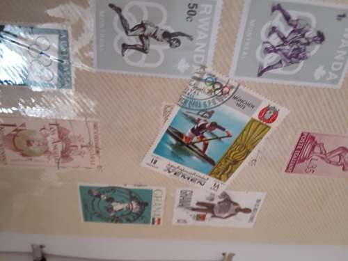 Large lot approx 500 Stamps from around the world