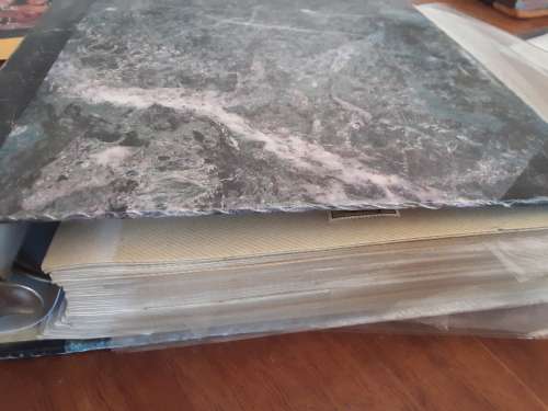 Large lot approx 500 Stamps from around the world
