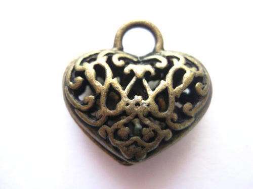 Heart charm, bronze, 22x22mm, 1pc