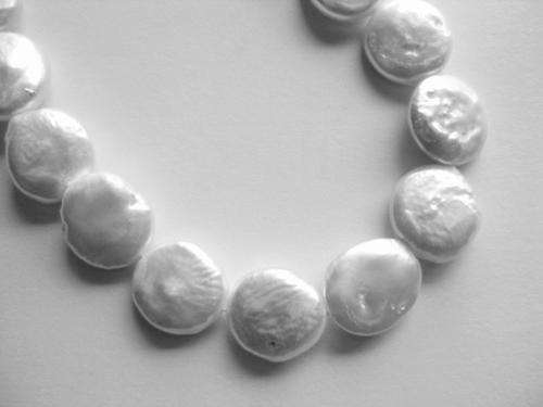 Freshwater button pearls 12mm, white, 38cm