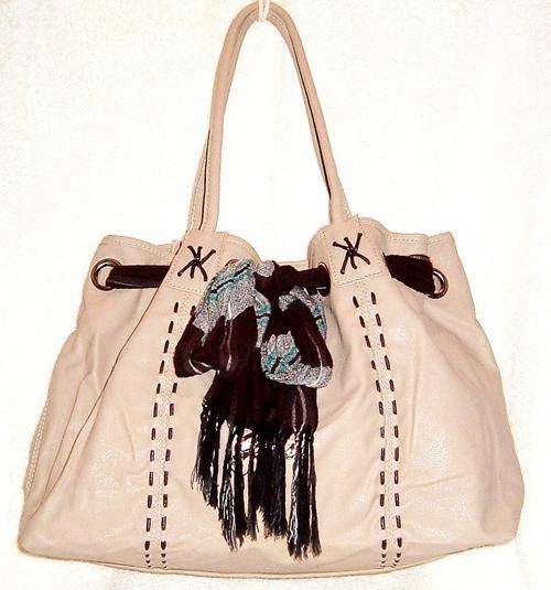 ----- DESIGNER STYLED HANDBAGS ----- " Unbranded but Stylish Trendy Scarf Bag - Beige Colour "