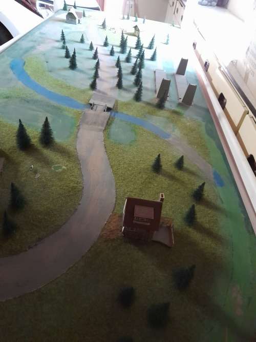 Crazy R1.00 start HO layout