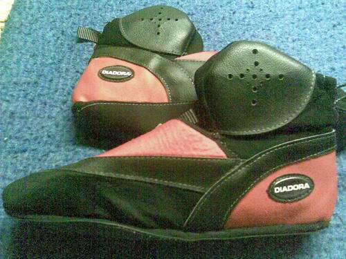 DIADORA INNER BOOTIES