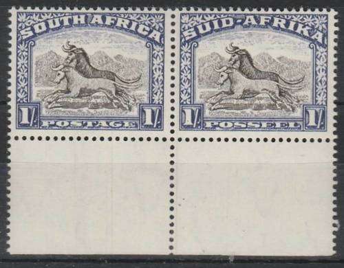 Union  1/- Hyph Pictorial pair SACC 61 pair MNH