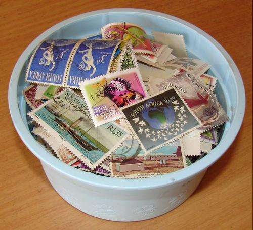 RSA > 800 fine used stamps off paper