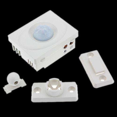 Enclosed Day/Night Motion Sensor Adjustable PIR Infrared 12-24VDC