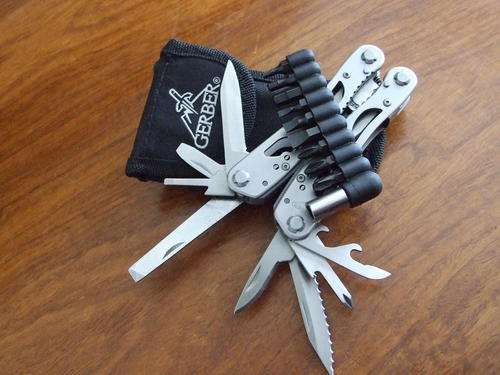 Outstanding quality Gerber Multi tool with tool bit kit & nylon embroidered pouch. Low shipping