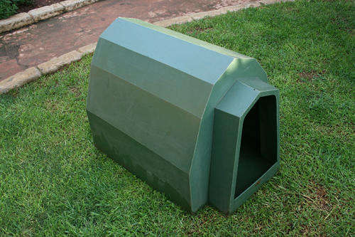 Plastic Dog Kennel