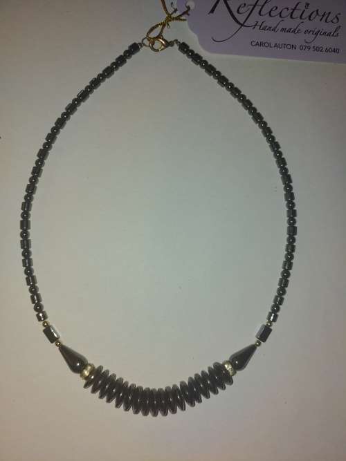 beautiful hematite necklace. SN20