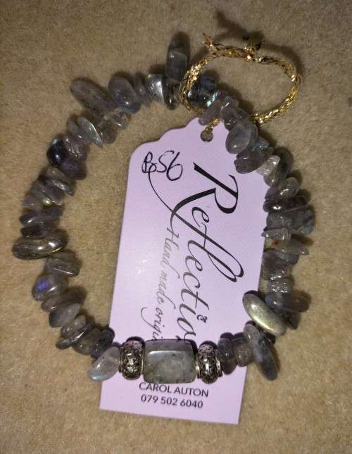 Labradorite chip bracelet. B56