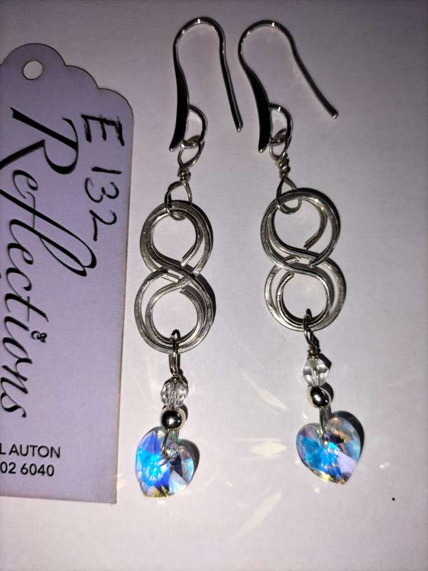 Sterling Silver eternity symbol earrings w Swarovski hearts. E132