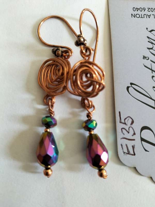 Copper rose w Swarovski multi-colour drop. E135