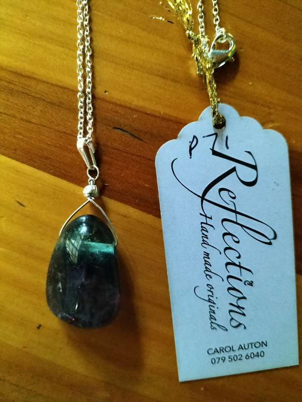 Sterling Silver Fluorite pendant. P71