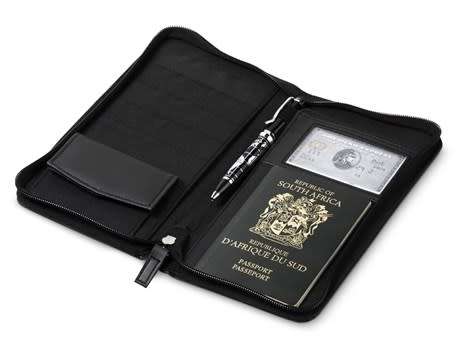 PEDOVA TRAVEL WALLET