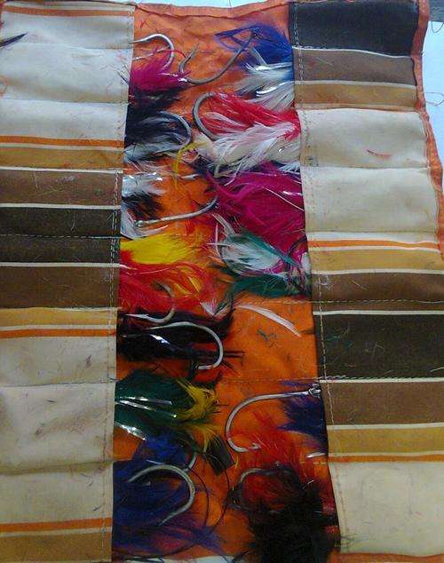 13 Deepsea Feather Lures in customised pouch