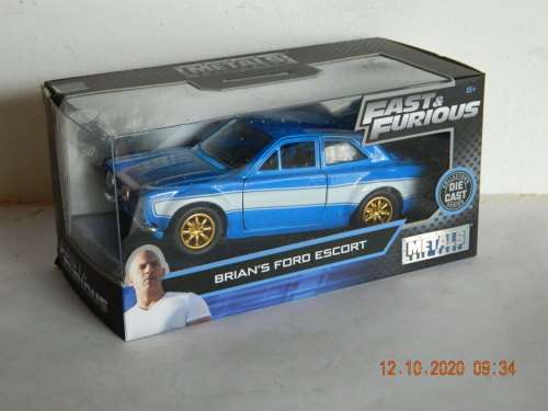 JADA TOYS -  1974   FORD ESCORT