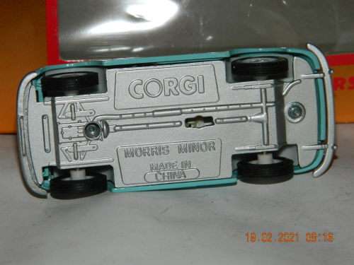CORGI CLASSICS  -  *96/58  -  MORRIS MINOR