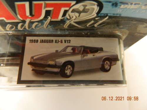 NEWRAY -  JAGUAR  XJ-S   V12   1988 MODEL