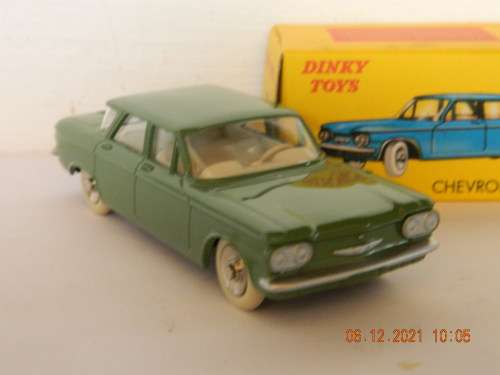 ATLAS DINKY TOYS -  552  -  CHEVROLET CORVAIR