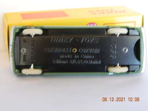 ATLAS DINKY TOYS -  552  -  CHEVROLET CORVAIR