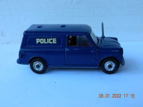 CORGI TOYS -  448  -  AUSTIN MINI POLICE VAN
