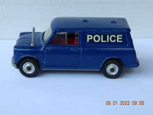 CORGI TOYS -  448  -  AUSTIN MINI POLICE VAN