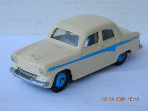 DINKY TOYS -  176  -  AUSTIN A105
