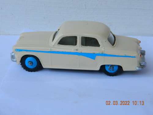DINKY TOYS -  176  -  AUSTIN A105