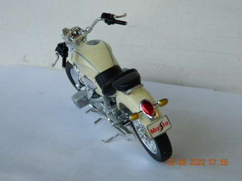 MAISTO -  BMW R1200C - HACHETTE MEGABIKE - MOTORCYCLE