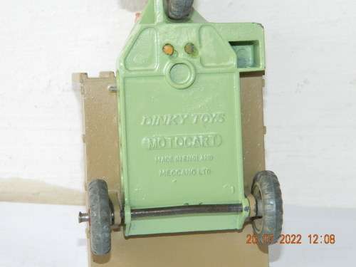 DINKY TOYS -  342  -  MOTO-CART