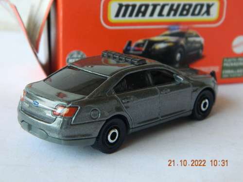 MATCHBOX -  821 - FORD POLICE INTERCEPTOR