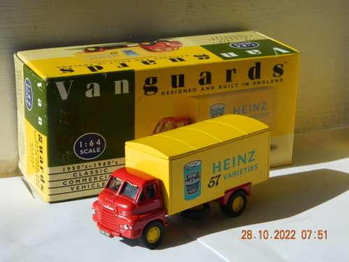 VANGUARDS - VA8000 - BEDFORD `S` TYPE VAN