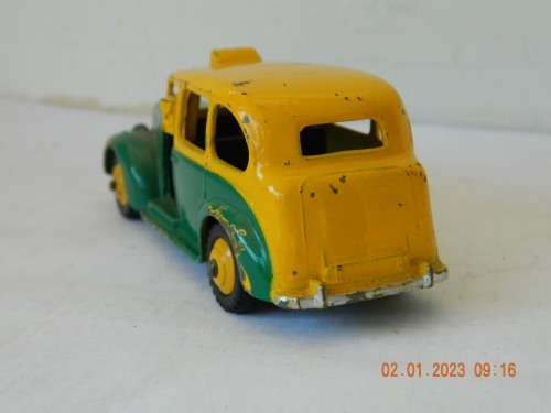 DINKY TOYS  -  254  -  AUSTIN TAXI