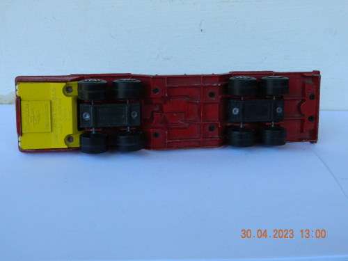 MATCHBOX - SUPERKINGS  - K-13-2  K-114  - TRANSPORTER