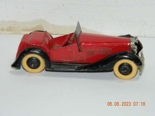 DINKY TOYS  -  36e  - BRITISH SALMSON SPORTS CAR    (TWO SEATER)  - VERY SCARCE