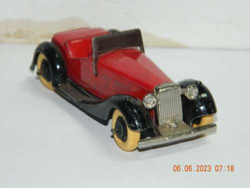 DINKY TOYS  -  36e  - BRITISH SALMSON SPORTS CAR    (TWO SEATER)  - VERY SCARCE