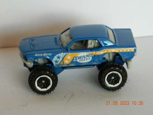 MATCHBOX   -  1009  -  MUSTANG 1968