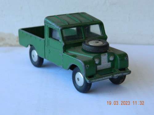 CORGI TOYS -   -   LAND ROVER