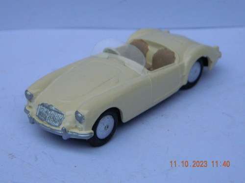 CORGI TOYS -   -   M.G.A. - SPORTS CAR