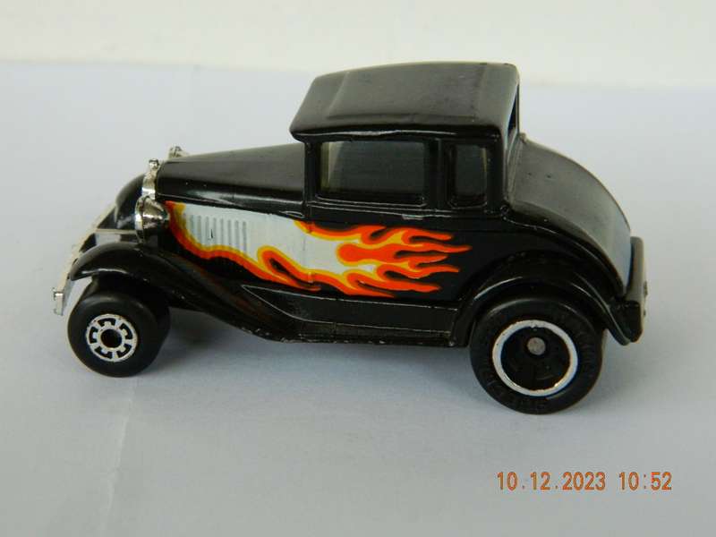 MATCHBOX  SUPERFAST -   -  MODEL A FORD