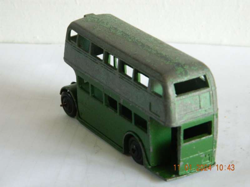 DINKY TOYS  -  29c   -   DOUBLE DECKER BUS   -  1ST. TYPE