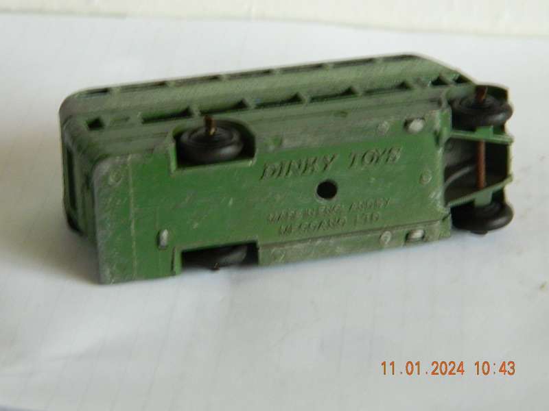 DINKY TOYS  -  29c   -   DOUBLE DECKER BUS   -  1ST. TYPE