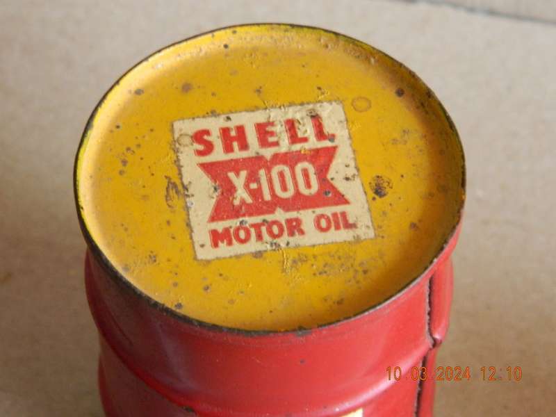 SHELL -  MINATURE 200 LITRE SHELL X-100 MOTOR OIL