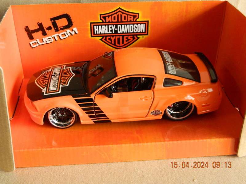 MAISTO -   FORD MUSTANG GT - HARLEY-DAVIDSON
