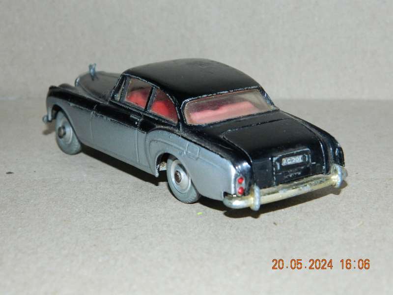 CORGI TOYS -  224   -   BENTLEY CONTINENTAL SPORTS SALOON