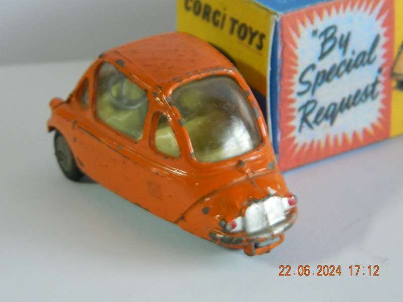 CORGI TOYS -  233   -   HEINKEL TROJAN