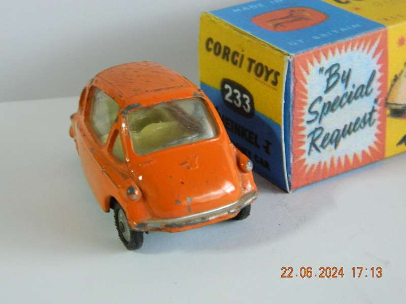 CORGI TOYS -  233   -   HEINKEL TROJAN