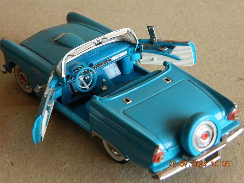 FRANKLIN MINT  -  1956  -  FORD THUNDERBIRD